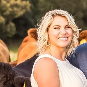 Meet your Posher, Katelyn